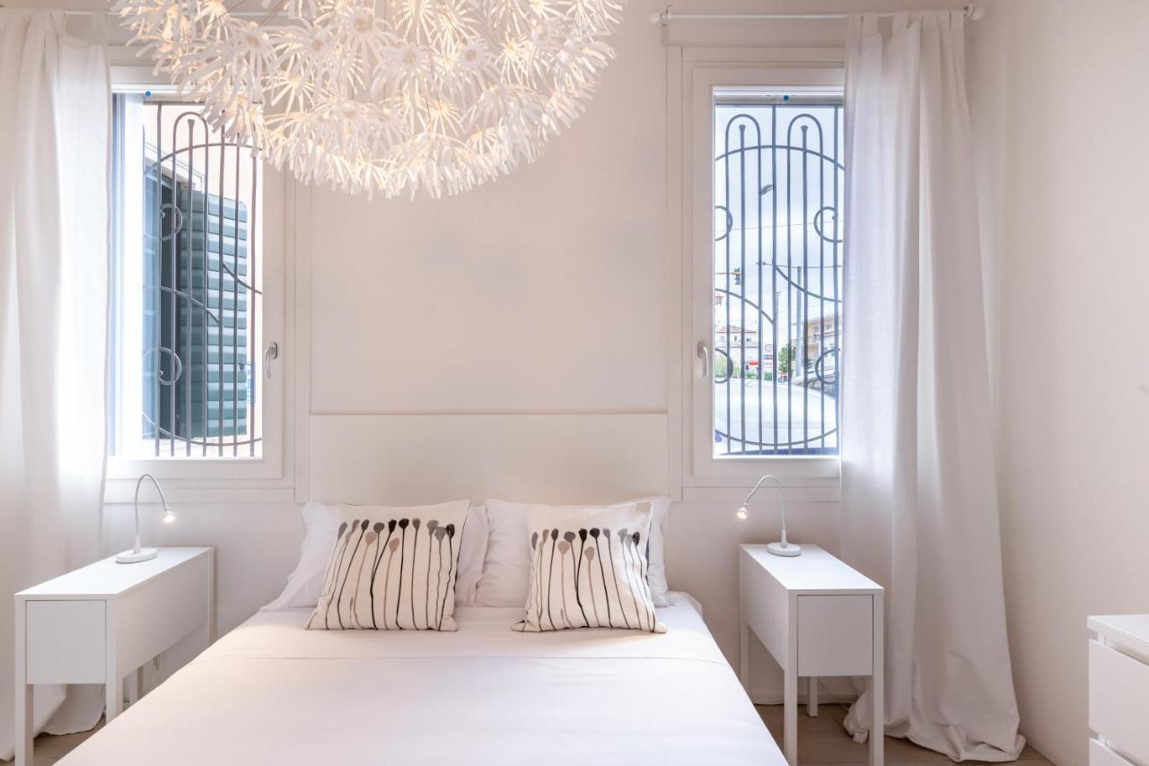 Corte Cappuccina 14 Elegant Apt Con Parcheggio! Padova Ngoại thất bức ảnh
