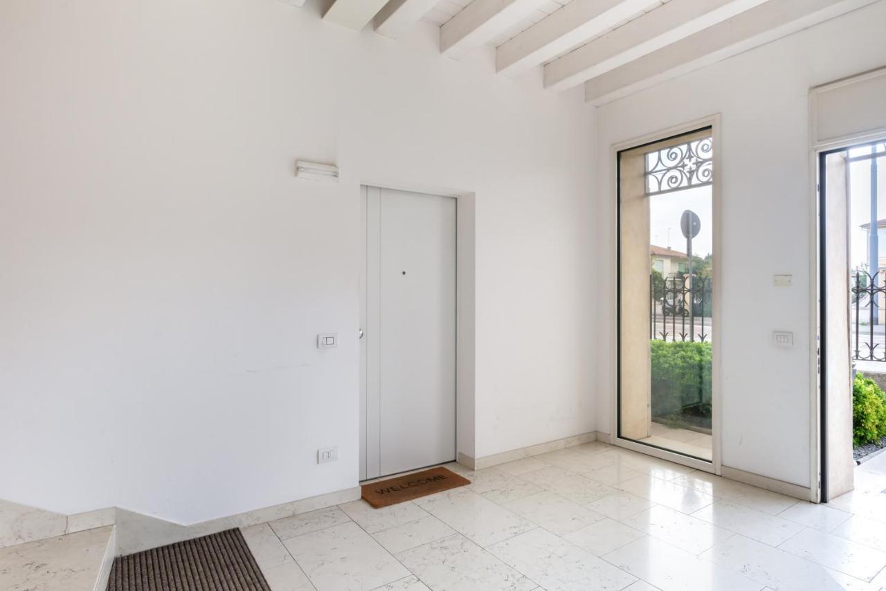 Corte Cappuccina 14 Elegant Apt Con Parcheggio! Padova Ngoại thất bức ảnh